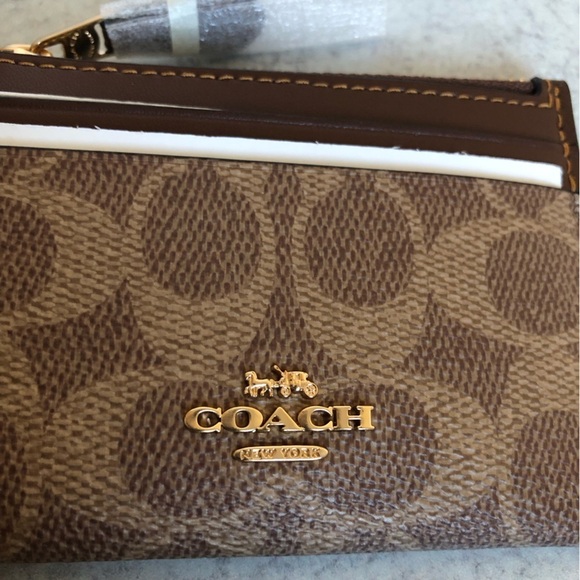 Coach Signature Mini Skinny Key ID Card Case Sand Taupe Gold Coach Logo - Picture 2 of 7